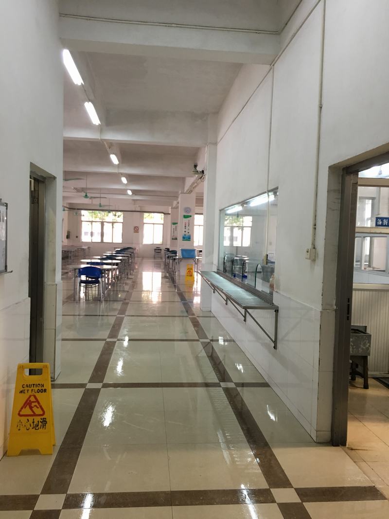 �����F��