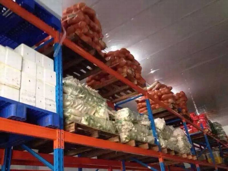 ���c���D